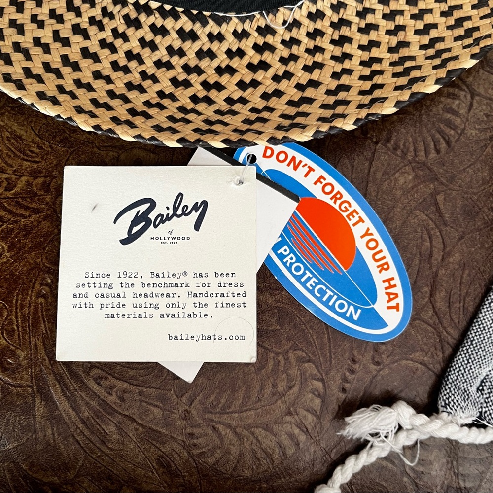 NWT Bailey’s of Hollywood Panama Fedora Hat Black & Tan Woven Sz SM - Picture 7 of 10